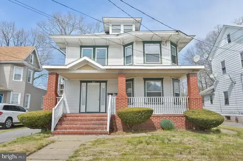 305 W Broad St, Paulsboro, NJ 08066