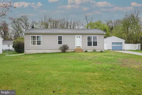 22 Harrell Ave, Williamstown, NJ 08094