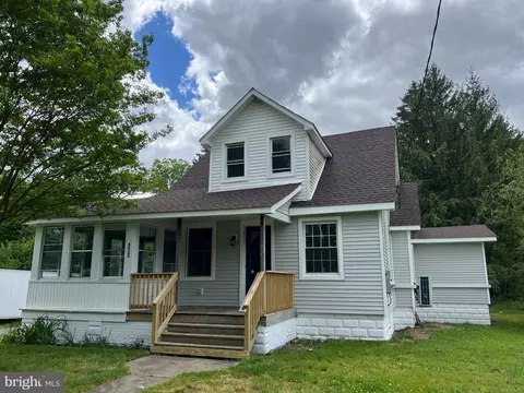171 Railroad Ave, Franklinville, NJ 08322
