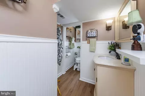 Bath - 713 Cedar Ave, Pitman, NJ 08071 photo 2 of 2