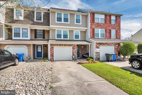 21 Redwood Ct, Glassboro, NJ 08028