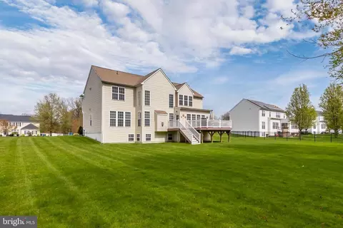Exterior - 235 Smallwood Dr, Mickleton, NJ 08056 photo 6 of 13
