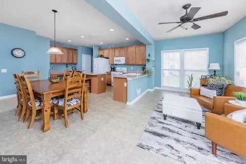 Dining - 235 Smallwood Dr, Mickleton, NJ 08056 photo 3 of 4
