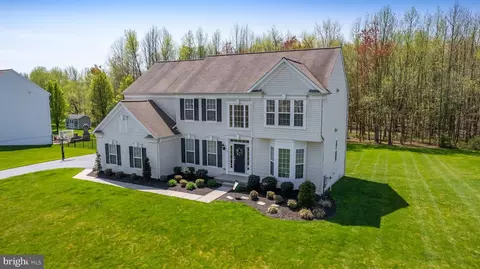 Exterior - 235 Smallwood Dr, Mickleton, NJ 08056 photo 11 of 13