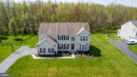 Exterior - 235 Smallwood Dr, Mickleton, NJ 08056 photo 10 of 13
