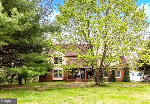 444 E New St, Glassboro, NJ 08028