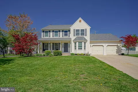 1001 April Ct, Mullica Hill, NJ 08062