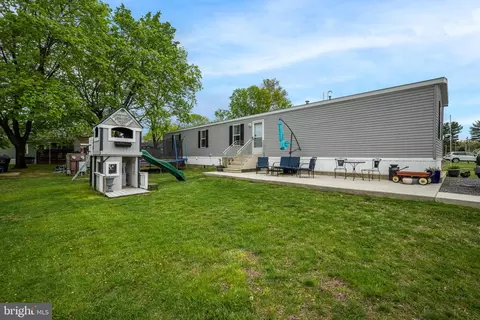 876 Clover Dr, Mullica Hill, NJ 08062