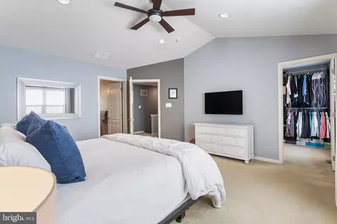 Bedroom - 90 Eagleview Ter, Mount Royal, NJ 08061 photo 2 of 6
