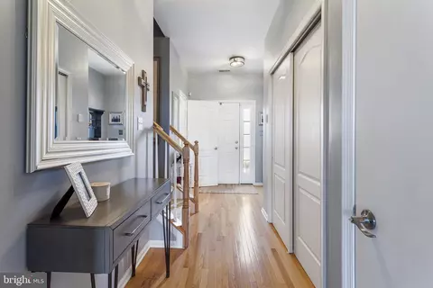 Entry Way - 90 Eagleview Ter, Mount Royal, NJ 08061 photo 2 of 3