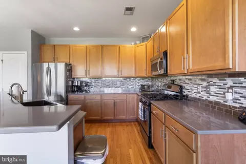 Kitchen - 90 Eagleview Ter, Mount Royal, NJ 08061 photo 4 of 5