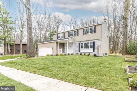 588 Cambridge Rd, Turnersville, NJ 08012