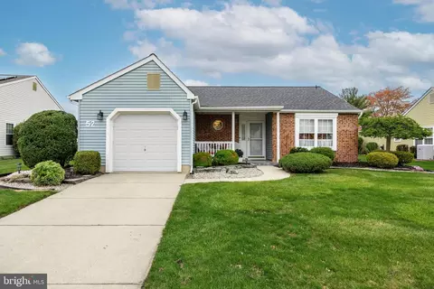 52 Blanchard Dr, Woodbury, NJ 08096