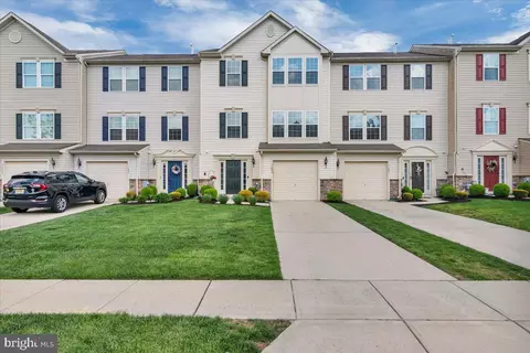 1604 Exposition Dr, Williamstown, NJ 08094