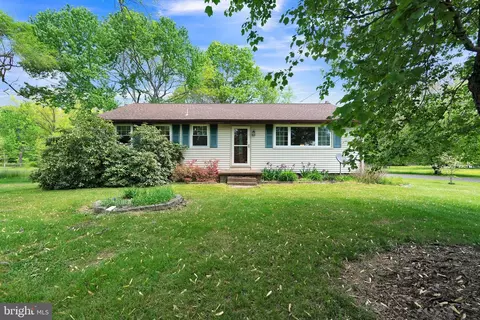 82 Ferrell Rd, Mullica Hill, NJ 08062