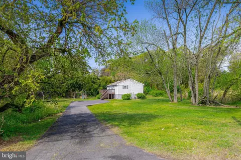 1568 Red Bank Ave, Thorofare, NJ 08086