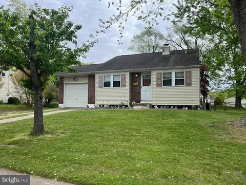 661 Bismarck Ave, Mantua, NJ 08051