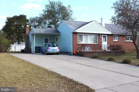 132 Baldwin Rd, Glassboro, NJ 08028