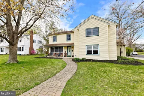 532 Ardmore Ave, Pitman, NJ 08071