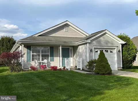 3 Wintergreen Way, Sewell, NJ 08080