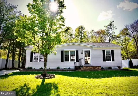 1709 Briarwood Dr, Williamstown, NJ 08094