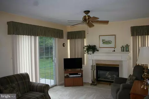 101 Brookhollow Ct, Mickleton, NJ 08056 photo 9