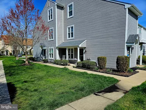 661 Yorkshire Ct, Sewell, NJ 08080