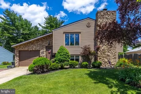 1467 Memorial Ave, Gibbstown, NJ 08027