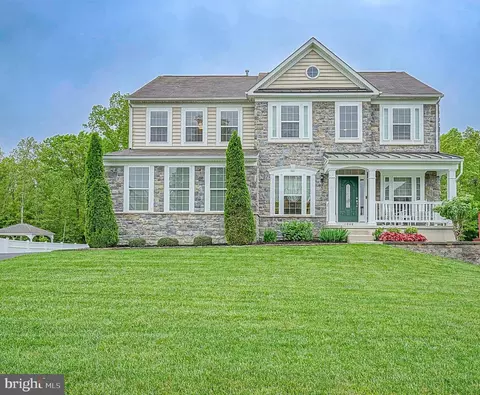 1068 Beckley Dr, Williamstown, NJ 08094