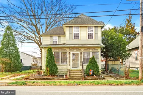 1106 Columbia Blvd, National Park, NJ 08063