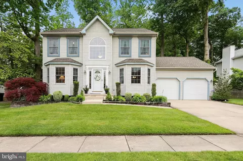 17 Maplewood Ln, Mantua, NJ 08051