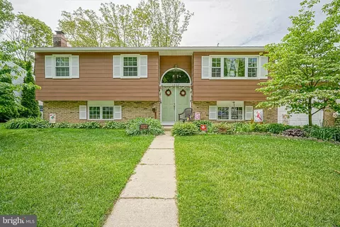 1027 Merrymount N, Turnersville, NJ 08012