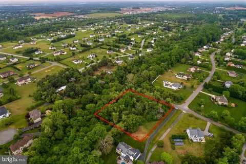 220 Moravian Church Rd, Swedesboro, NJ 08085