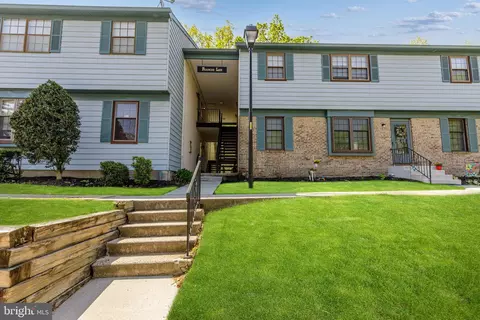 7 Francis Lee Bldg, Turnersville, NJ 08012