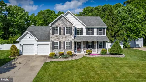 603 Hardwood Grove Ct, Mullica Hill, NJ 08062