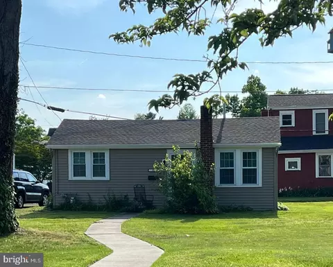 12 S West Ave, Wenonah, NJ 08090