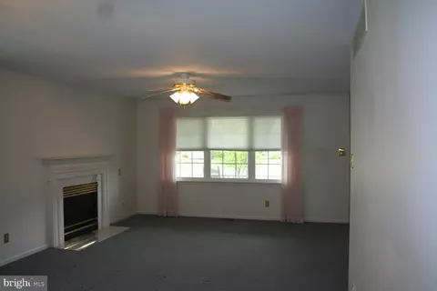 Living - 447 Country Way, Mickleton, NJ 08056 photo 4 of 6
