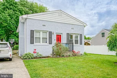 272 Morris Ave, West Deptford, NJ 08086