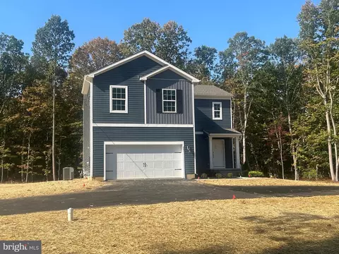 401 Locust Ln, Williamstown, NJ 08094