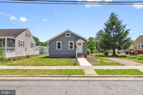 730 Maple Rd, Woodbury, NJ 08096