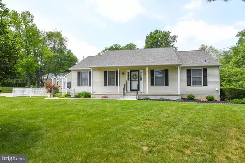 211 County House Rd, Clarksboro, NJ 08020