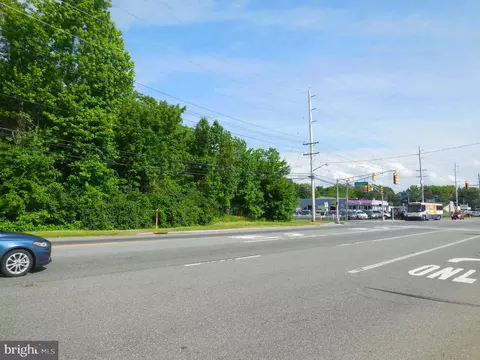 1329 Delsea Dr, Deptford, NJ 08096