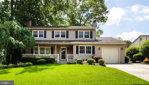 831 Canal St, Turnersville, NJ 08012