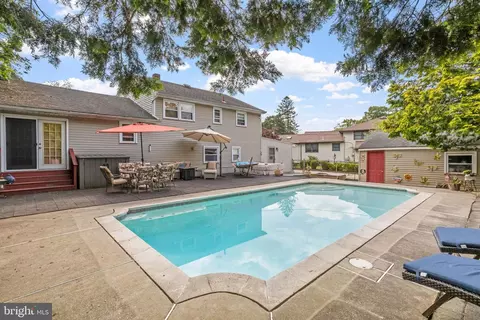 968 N Main St, Glassboro, NJ 08028
