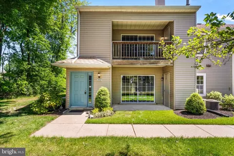 2006 Tanglewood Ct, Sewell, NJ 08080