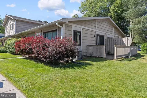 58 Willowwood, West Deptford, NJ 08066