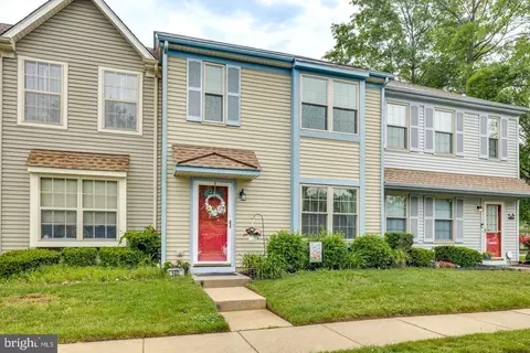 102 Brent Ct, Thorofare, NJ 08086
