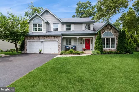 3 Pennsbury Pl, Sicklerville, NJ 08081