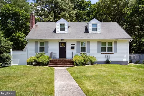 1011 Glen Lake Blvd, Pitman, NJ 08071