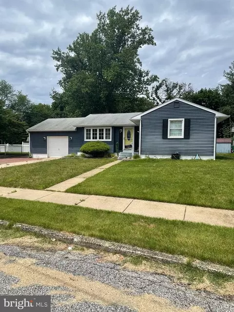 131 W Military Dr, National Park, NJ 08063